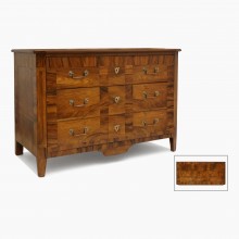 Chests & Commodes